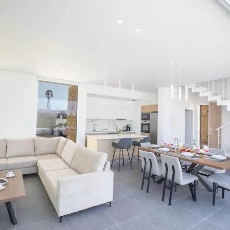 Vie Bleu Vb14 New 3 Bedroom In The Center Of * Protaras