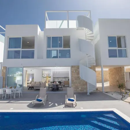 Villa Vie Bleu Vb14 New 3 Bedroom In The Center Of *
