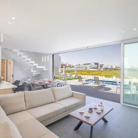 Villa Vie Bleu Vb14 New 3 Bedroom In The Center Of *